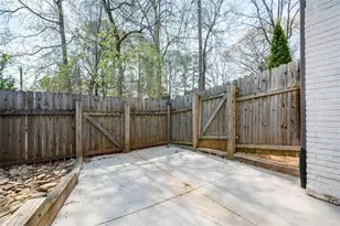 620 Spalding Dr, Sandy Springs, GA 30328 - Photo 54