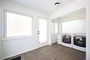 620 Spalding Dr, Sandy Springs, GA 30328 - Photo 26