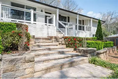 620 Spalding Drive, Sandy Springs, GA 30328 - Photo 4