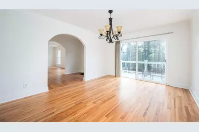 620 Spalding Drive, Sandy Springs, GA 30328 - Photo 16