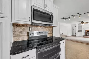 318 Tyrone Rd, Fayetteville, GA 30214 - Photo 16