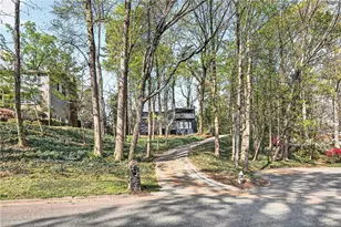 5020 Vallo Vista Ct, Atlanta, GA 30342 - Photo 34