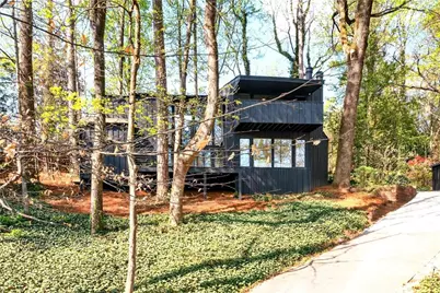 5020 Vallo Vista Court, Atlanta, GA 30342 - Photo 2