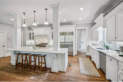 2960 Castlewood Drive NW, Atlanta, GA 30327 - Photo 22