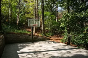 2960 Castlewood Dr NW, Atlanta, GA 30327 - Photo 64