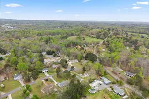 8615 Bayhill Dr, Gainesville, GA 30506 - Photo 36