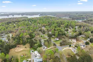 8615 Bayhill Dr, Gainesville, GA 30506 - Photo 34