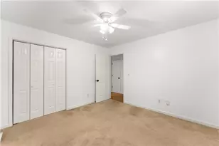 8615 Bayhill Dr, Gainesville, GA 30506 - Photo 12