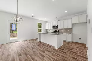 56 Edith Ct, Statham, GA 30666 - Photo 6