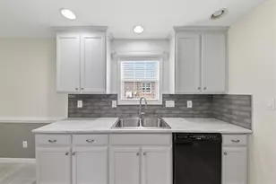1421 Empress Dr, McDonough, GA 30253 - Photo 16