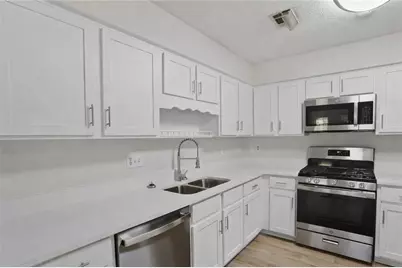 403 Brittan Trail, Jonesboro, GA 30236 - Photo 4