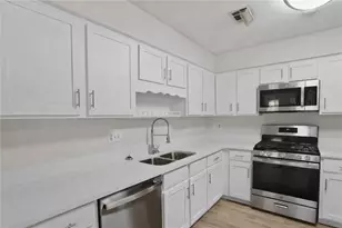 403 Brittan Trail, Jonesboro, GA 30236 - Photo 4