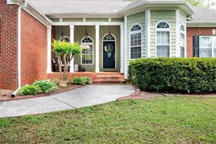 1510 Pecan Plantation Ct, Loganville, GA 30052 - Photo 4