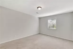 2390 Lawrenceville Hwy, Decatur, GA 30033 - Photo 22