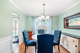 2010 Hidden Valley Dr SW, Marietta, GA 30008 - Photo 10