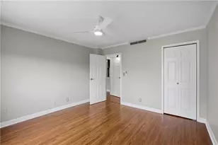 2285 Peachtree Rd NE, Atlanta, GA 30309 - Photo 12