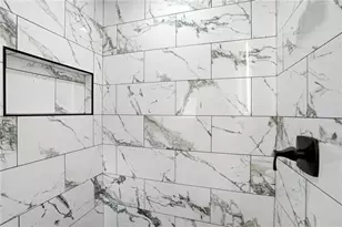 5542 Joeclay Dr, Stone Mountain, GA 30088 - Photo 14