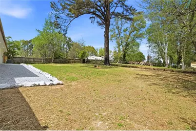 5542 Joeclay Drive, Stone Mountain, GA 30088 - Photo 22