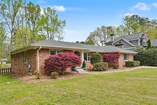 2081 S Akin Dr NE, Atlanta, GA 30345 - Photo 4