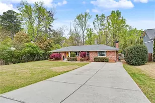 2081 S Akin Dr NE, Atlanta, GA 30345 - Photo 10