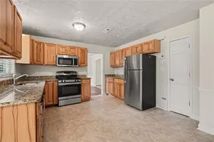 175 Woodsong Dr, Fayetteville, GA 30214 - Photo 8