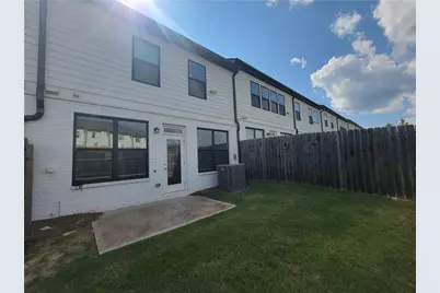 116 Auburn Gate Lane, Auburn, GA 30011 - Photo 2