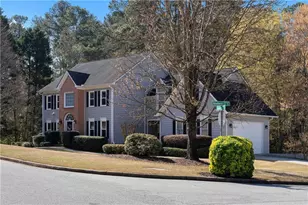 2457 Roseberry Ln, Grayson, GA 30017 - Photo 2