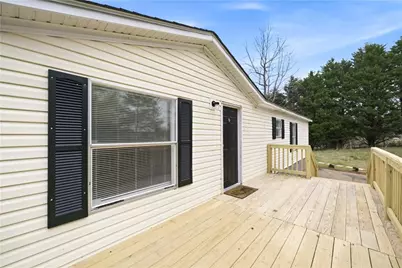 221 Friar Tuck Trail N, Murrayville, GA 30564 - Photo 2