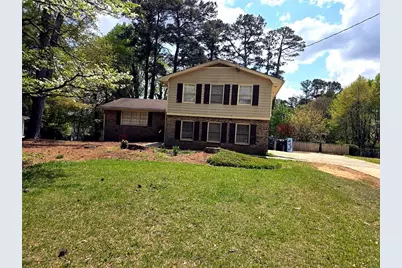 4722 Kenneth Drive SW, Lilburn, GA 30047 - Photo 2