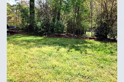4722 Kenneth Drive SW, Lilburn, GA 30047 - Photo 16