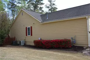 5294 Autumn Run Dr, Powder Springs, GA 30127 - Photo 4