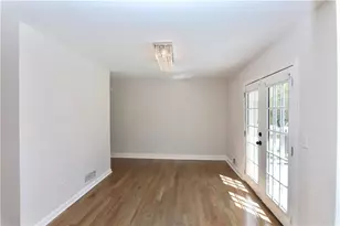 1561 Daniel Ln, Lawrenceville, GA 30046 - Photo 12