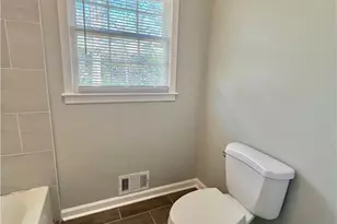 1841 Driftwood Pl, Snellville, GA 30078 - Photo 16