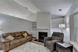 11120 Abbotts Station Dr, Johns Creek, GA 30097 - Photo 6