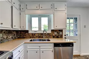 145 Kinross Ct, Roswell, GA 30076 - Photo 26