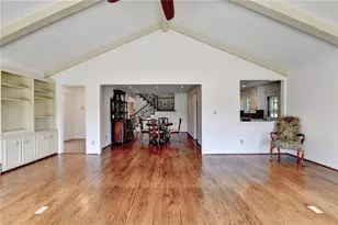 145 Kinross Ct, Roswell, GA 30076 - Photo 16