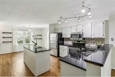 222 Forkner Drive #18, Decatur, GA 30030 - Photo 2