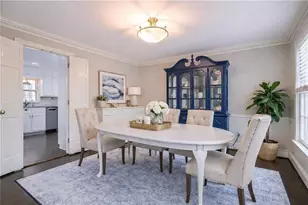 945 E Riverbend Dr SW, Lilburn, GA 30047 - Photo 14