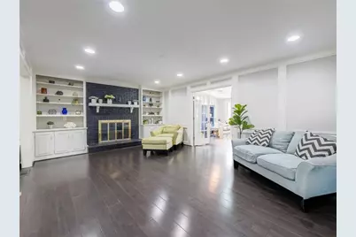 945 E Riverbend Drive SW, Lilburn, GA 30047 - Photo 10