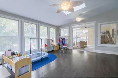 945 E Riverbend Drive SW, Lilburn, GA 30047 - Photo 12