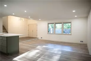 3108 Pheasant Dr, Decatur, GA 30034 - Photo 4