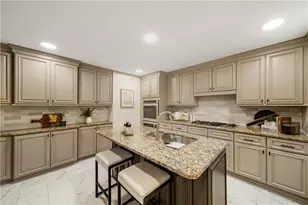 210 Colony Ridge Dr, Alpharetta, GA 30022 - Photo 4