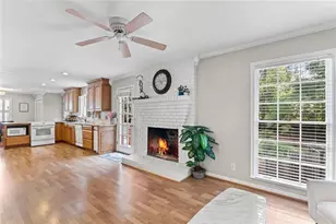 5513 N Peachtree Rd, Dunwoody, GA 30338 - Photo 18