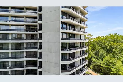 2660 Peachtree Road NW #18G, Atlanta, GA 30305 - Photo 18