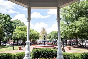 126 Willowfern Ln Way, Marietta, GA 30066 - Photo 4