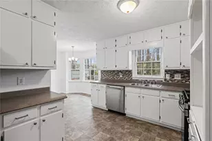 2293 Hidden Ln, Snellville, GA 30078 - Photo 22