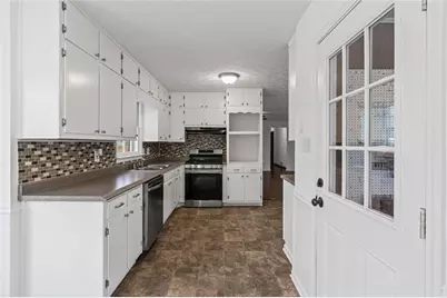 2293 Hidden Lane, Snellville, GA 30078 - Photo 16