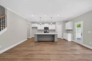 4862 White St, Sugar Hill, GA 30518 - Photo 8