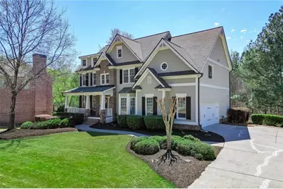 277 Lostwood Trail, Sugar Hill, GA 30518 - Photo 2