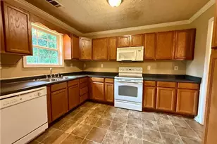 208 Donna Ln, Dallas, GA 30157 - Photo 10